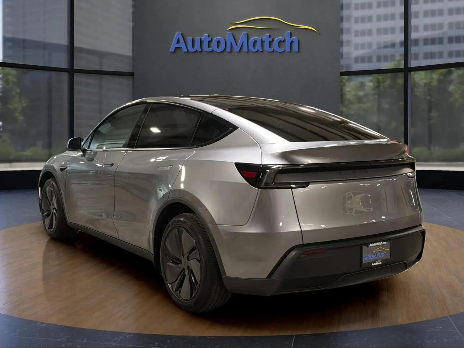 Used 2026 Tesla Model Y Long Range RWD image 8