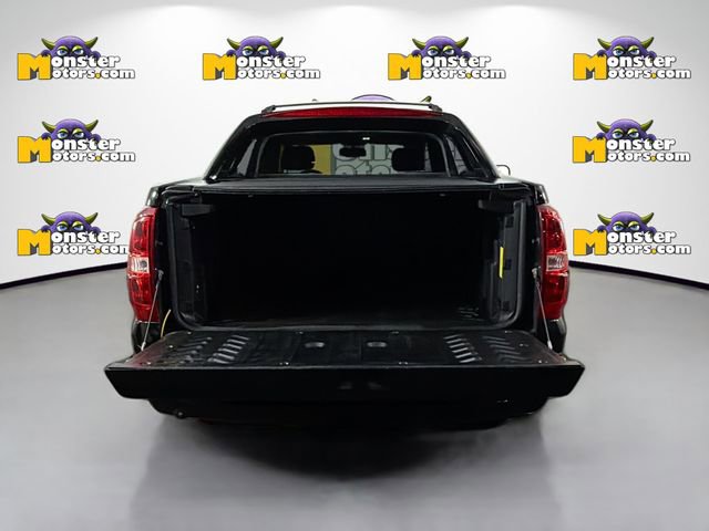 Used 2011 Chevrolet Avalanche LT w/ Luxury Package AWD/4WD image 25