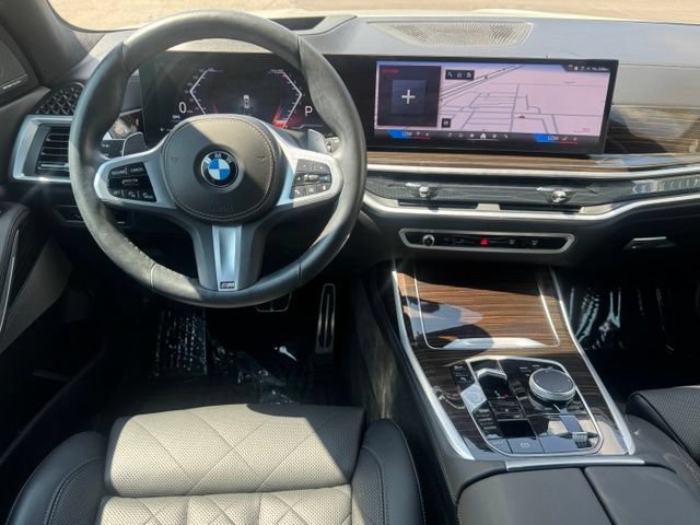 Certified 2025 BMW X7 xDrive40i w/ M Sport Package AWD/4WD image 21