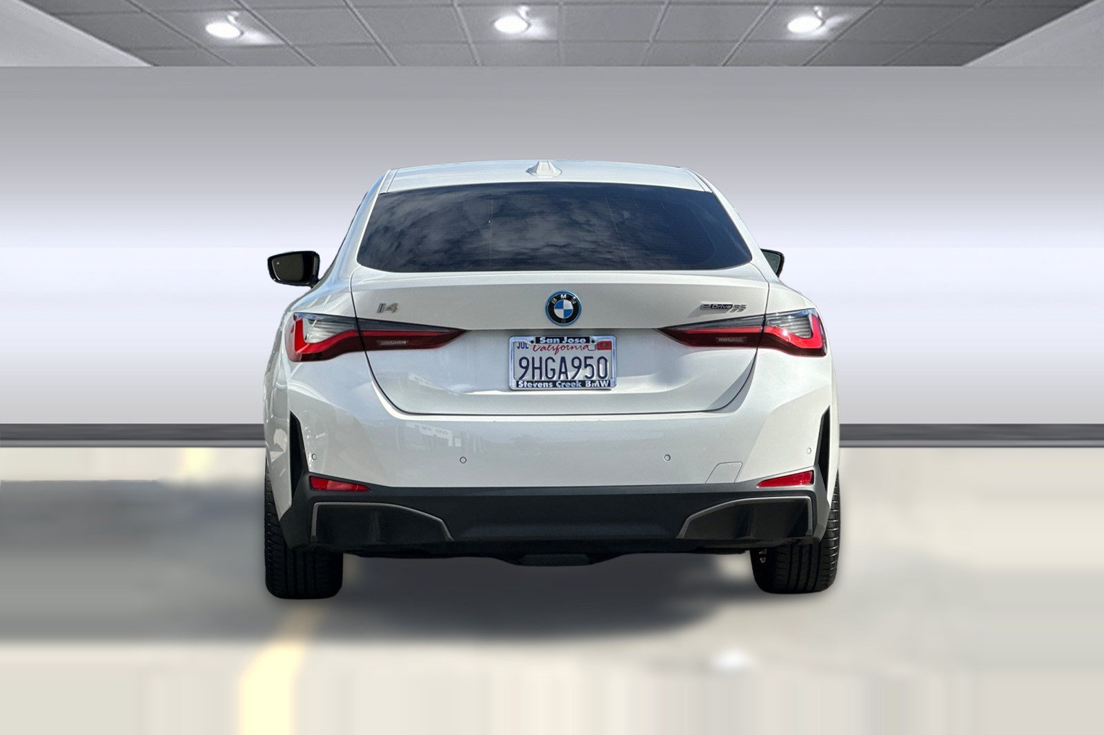 Certified 2023 BMW i4 eDrive35 w/ Premium Package RWD image 9