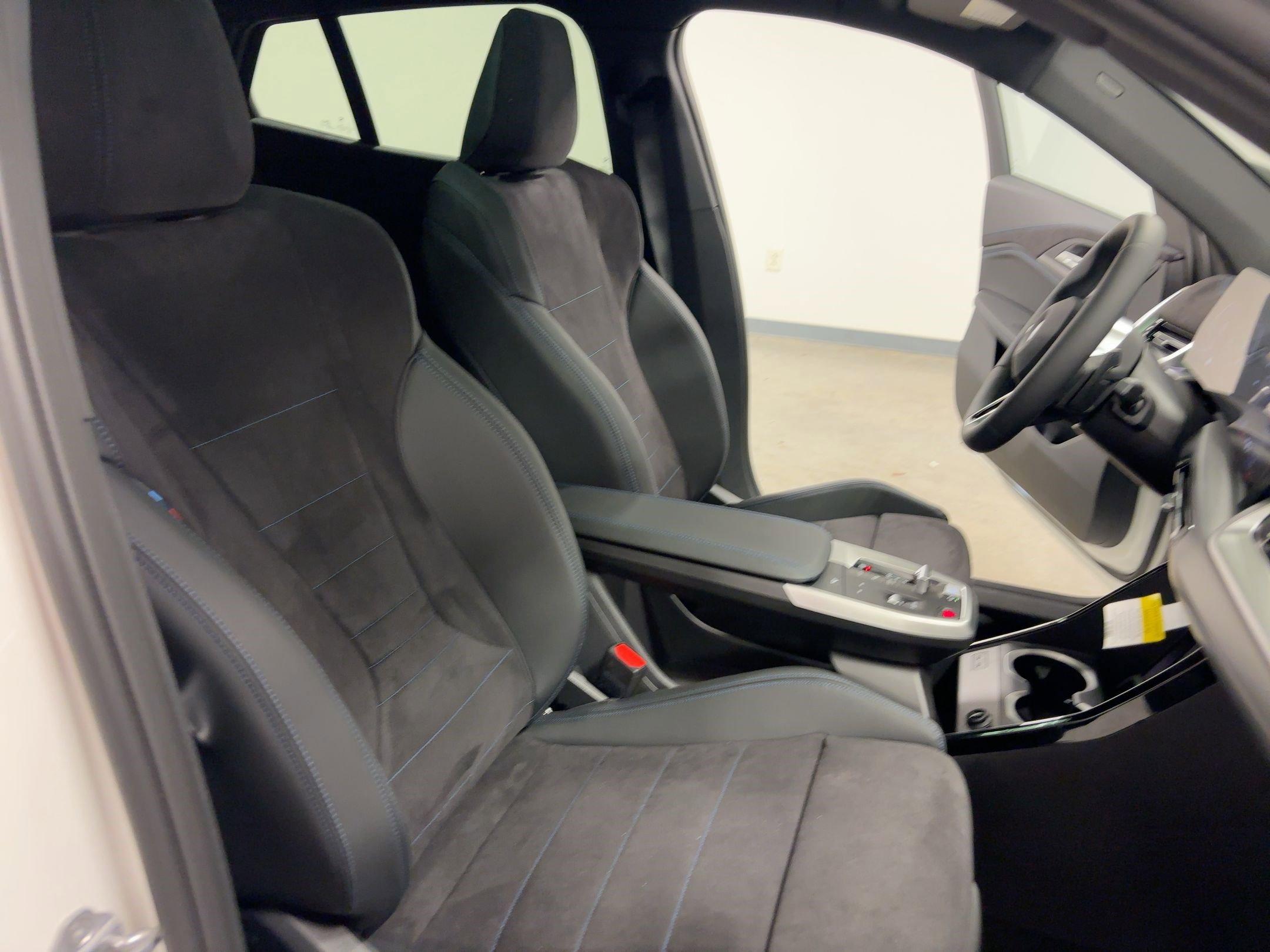 New 2026 BMW X2 xDrive28i w/ Technology Package image 31