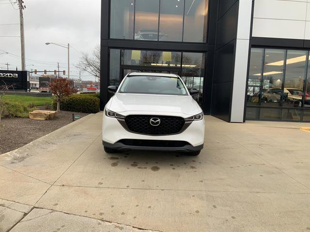 New 2025 MAZDA CX-5 Carbon Edition image 2