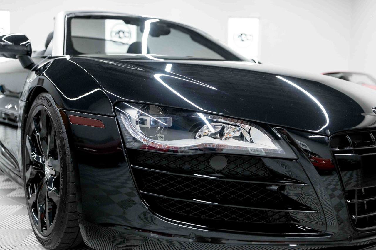 Used 2011 Audi R8 V10 AWD/4WD image 6