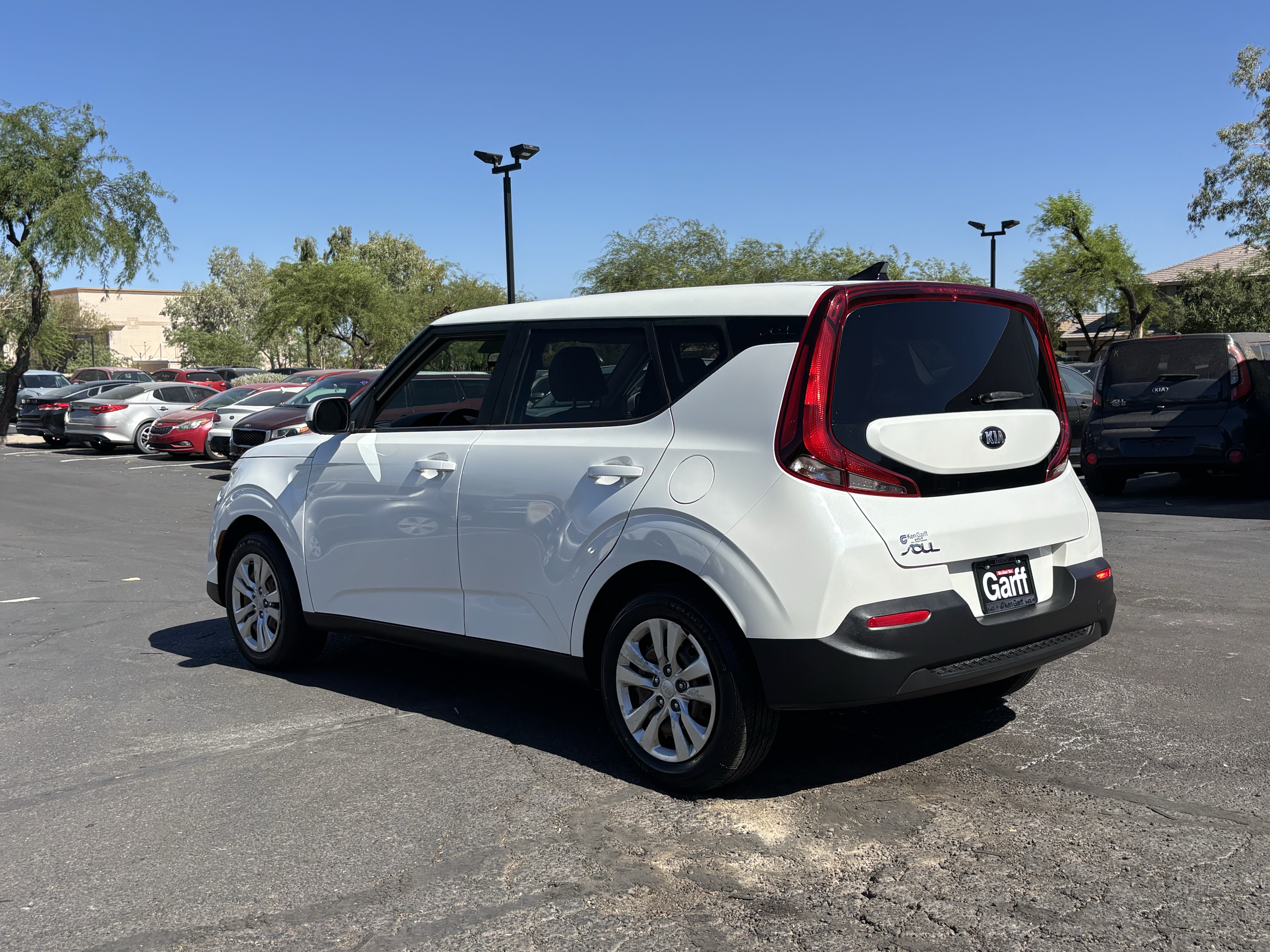 Certified 2021 Kia Soul LX FWD image 4
