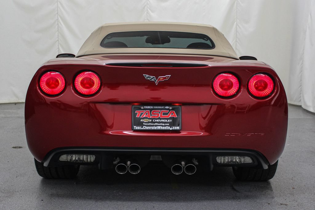 Used 2010 Chevrolet Corvette Convertible w/ Preferred Equipment Group RWD image 8