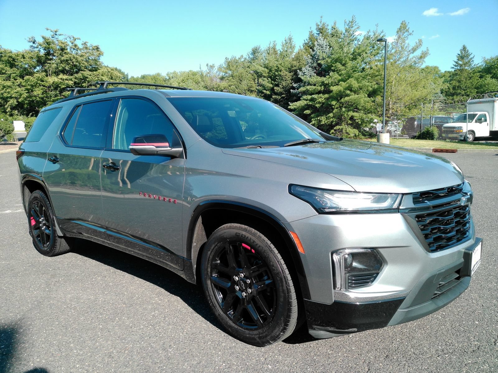 Certified 2023 Chevrolet Traverse Premier w/ Redline Edition AWD/4WD image 2