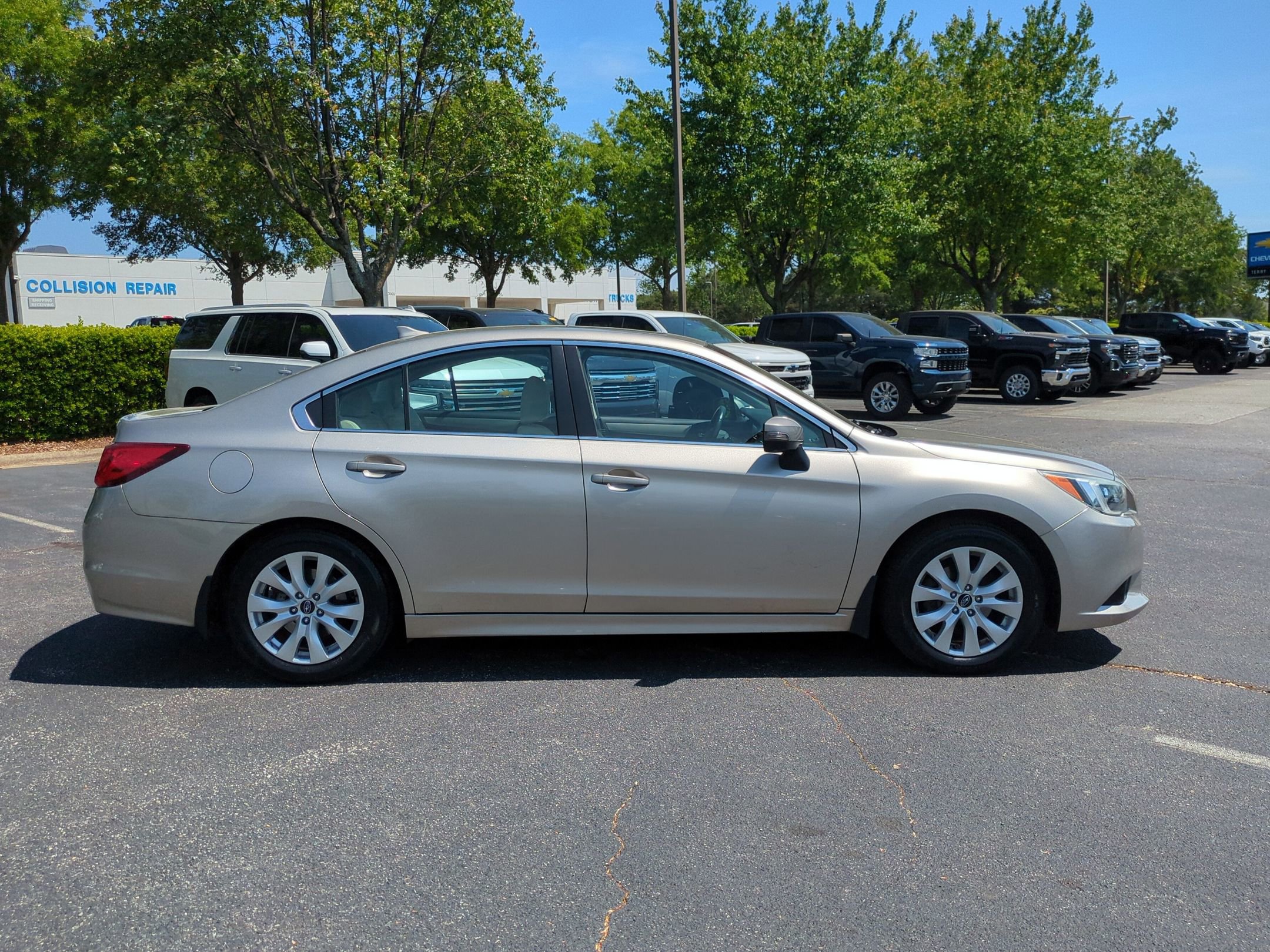 Used 2016 Subaru Legacy 2.5i Premium AWD/4WD image 11