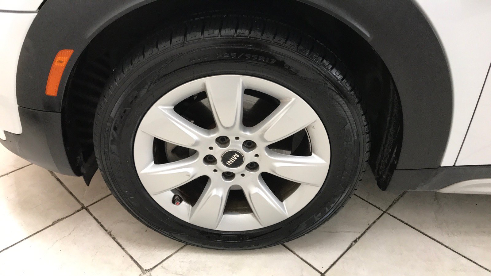 Used 2019 MINI Cooper Countryman w/ Storage Package FWD image 7