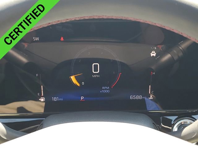 Certified 2025 Chevrolet Trax RS w/ Sunroof Package FWD image 10