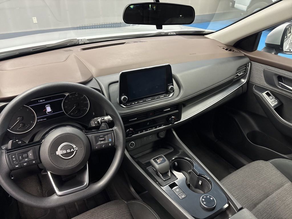Used 2023 Nissan Rogue SV AWD/4WD image 20
