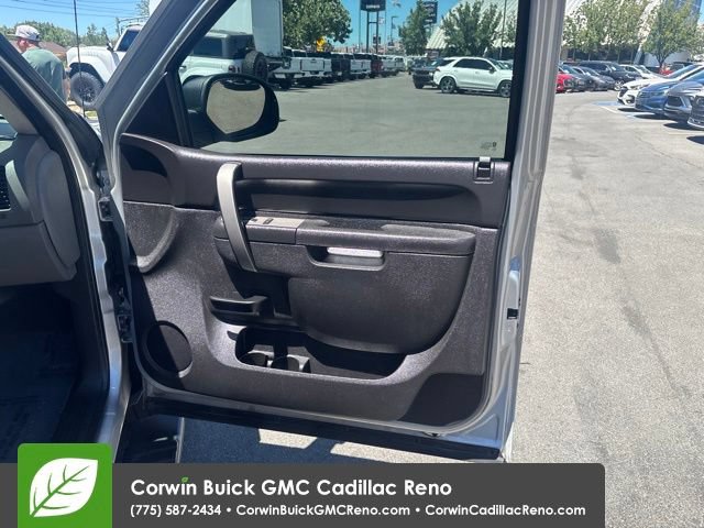 Used 2010 GMC Sierra 1500 SL RWD image 32