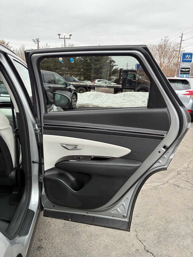 Used 2023 Hyundai Tucson Limited w/ Cargo Package image 50