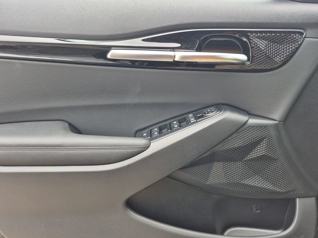 New 2026 Kia Seltos S AWD/4WD image 6