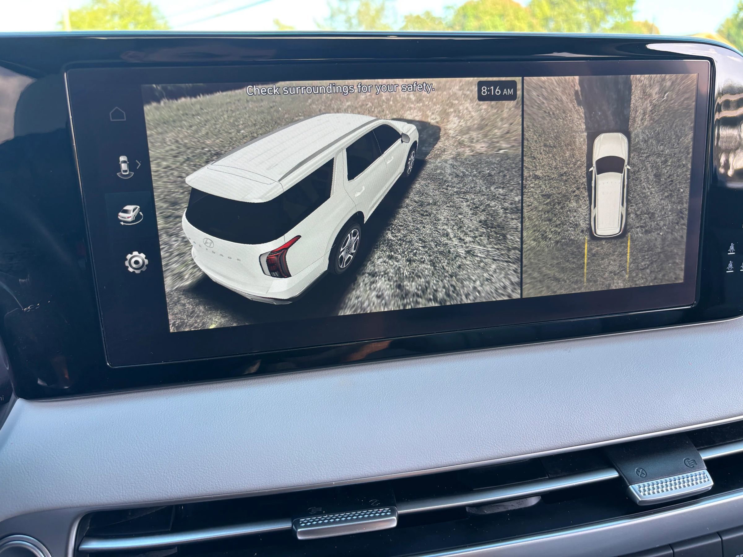 Used 2023 Hyundai Palisade SEL w/ Premium Package image 21