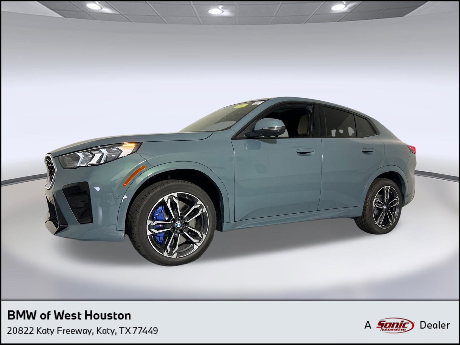 Used 2025 BMW X2 xDrive28i w/ Premium Package image 1
