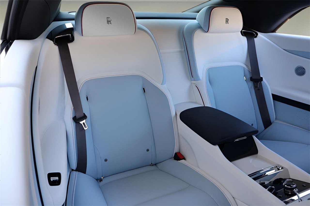 New 2025 Rolls-Royce Spectre w/ Spectre Launch Package image 20