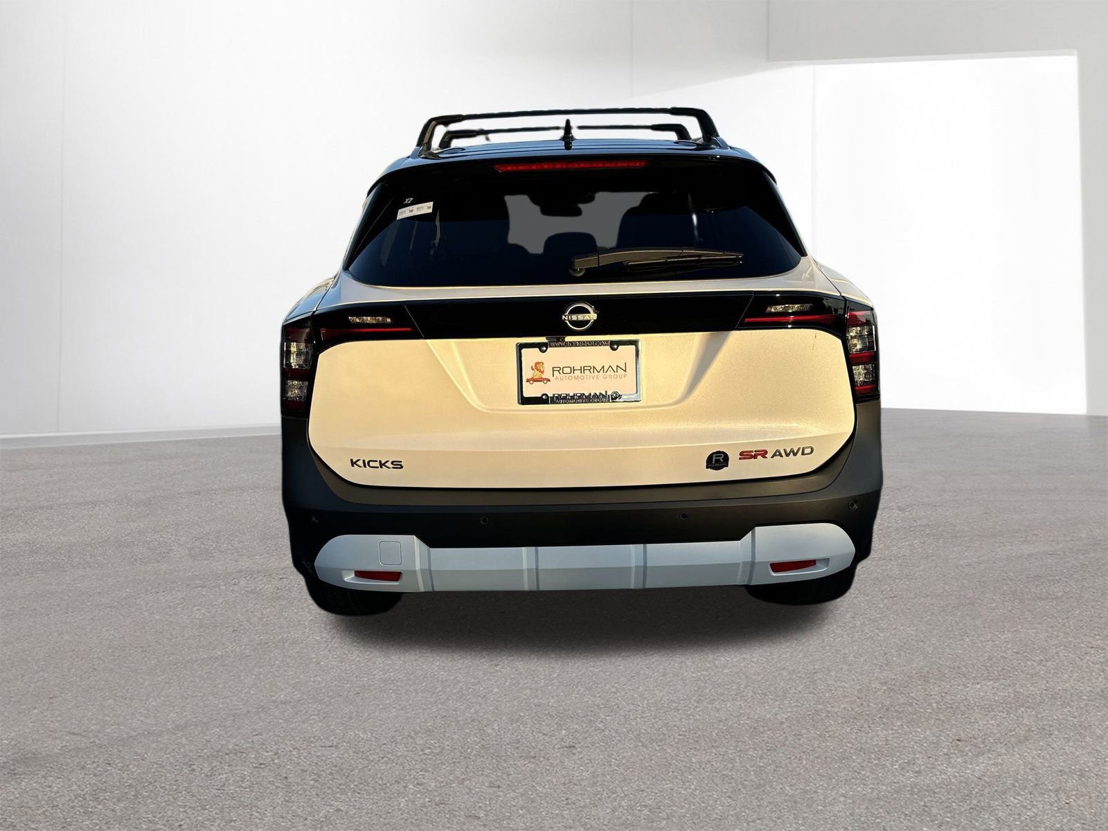 New 2026 Nissan Kicks SR w/ Cold Weather Package image 32