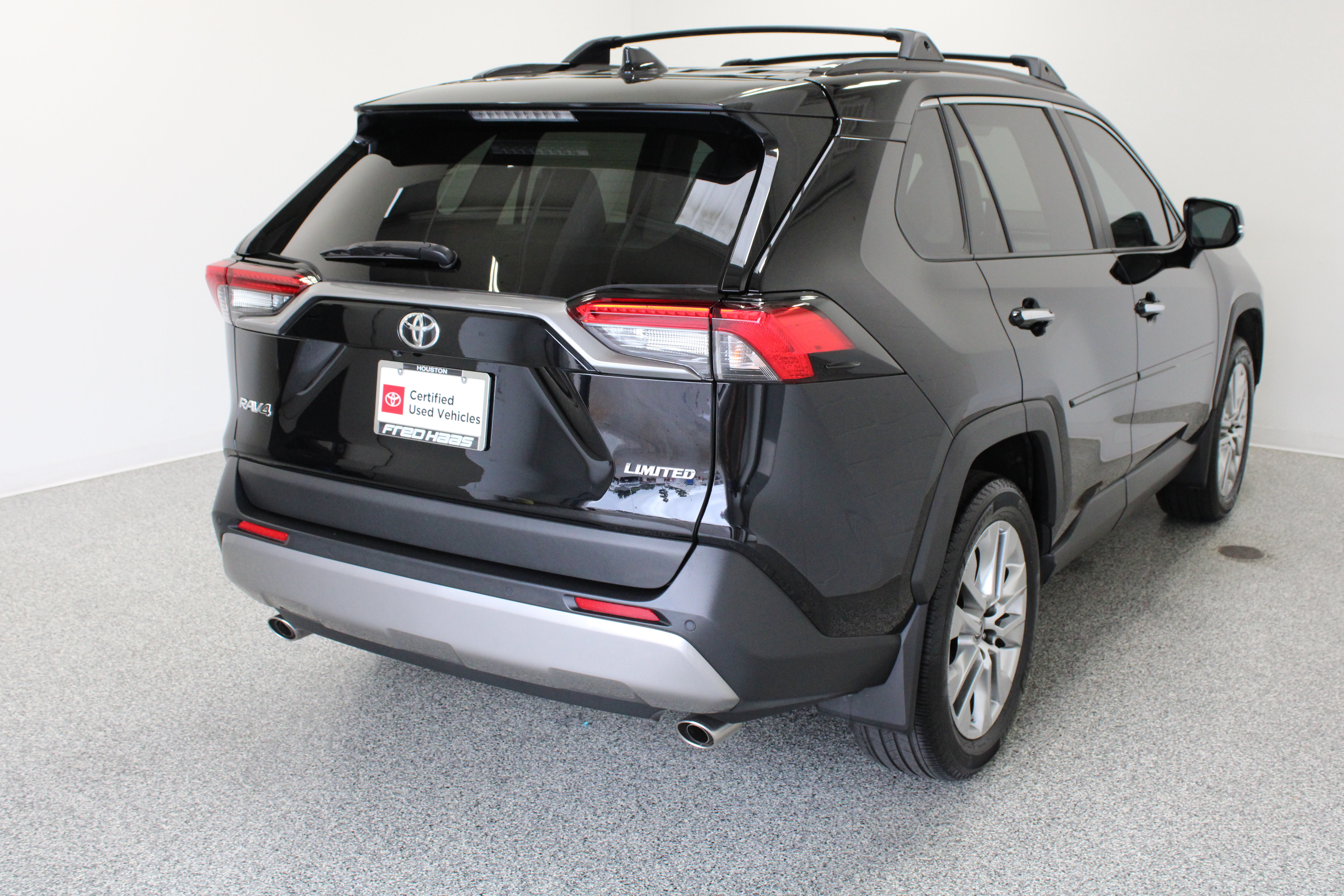 Certified 2025 Toyota RAV4 Limited FWD image 7