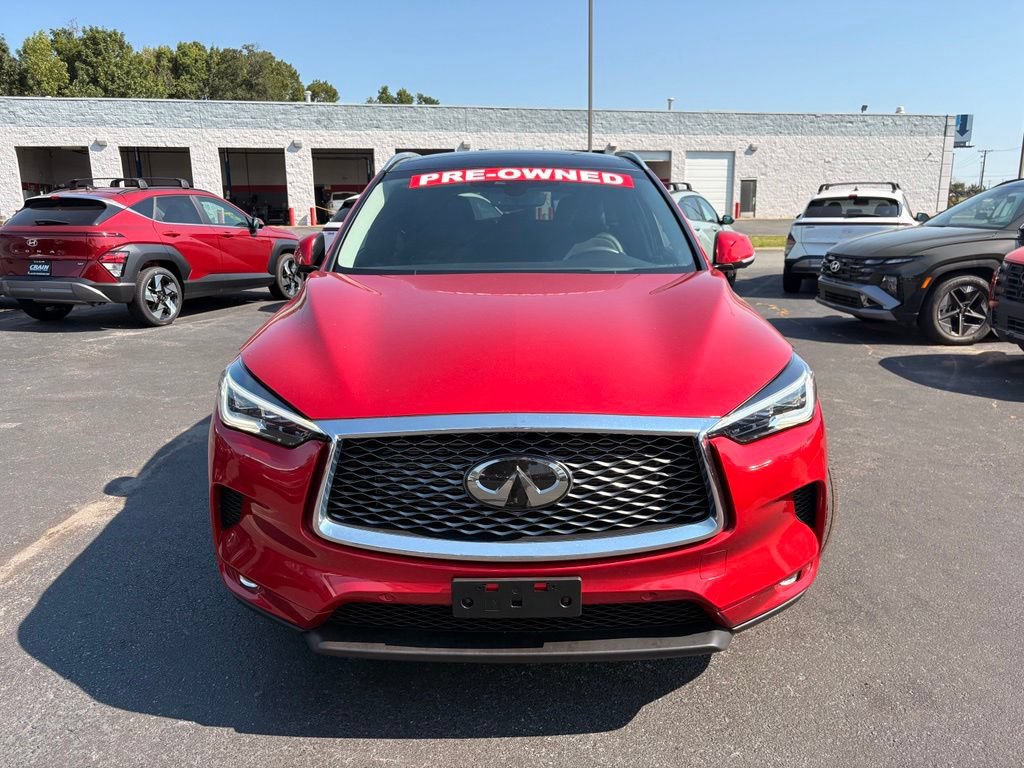 Used 2023 INFINITI QX50 Sensory AWD/4WD image 2