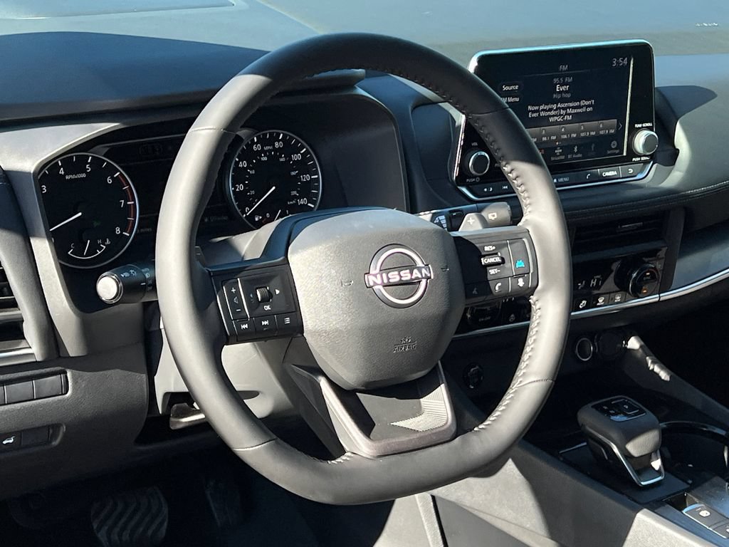 New 2026 Nissan Rogue SV w/ Cold Weather Package AWD/4WD image 9