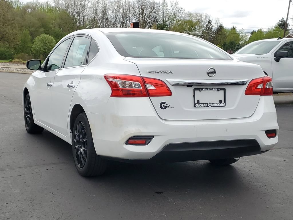 Used 2018 Nissan Sentra S FWD image 4