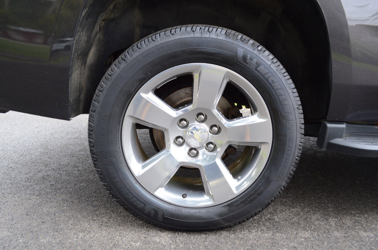 Used 2017 Chevrolet Tahoe LT image 11