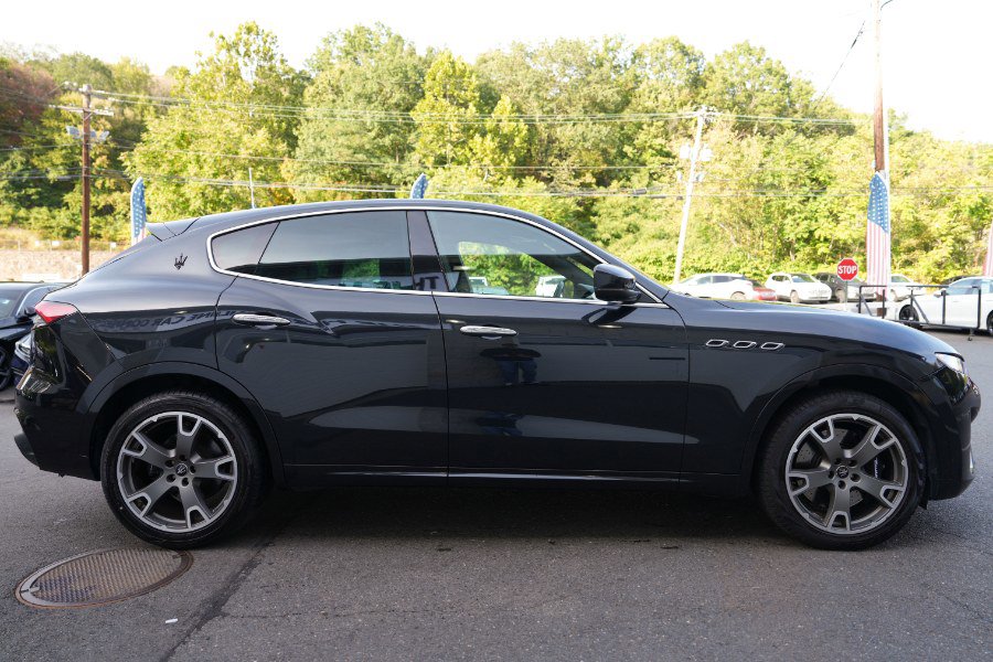 Used 2023 Maserati Levante Modena image 12