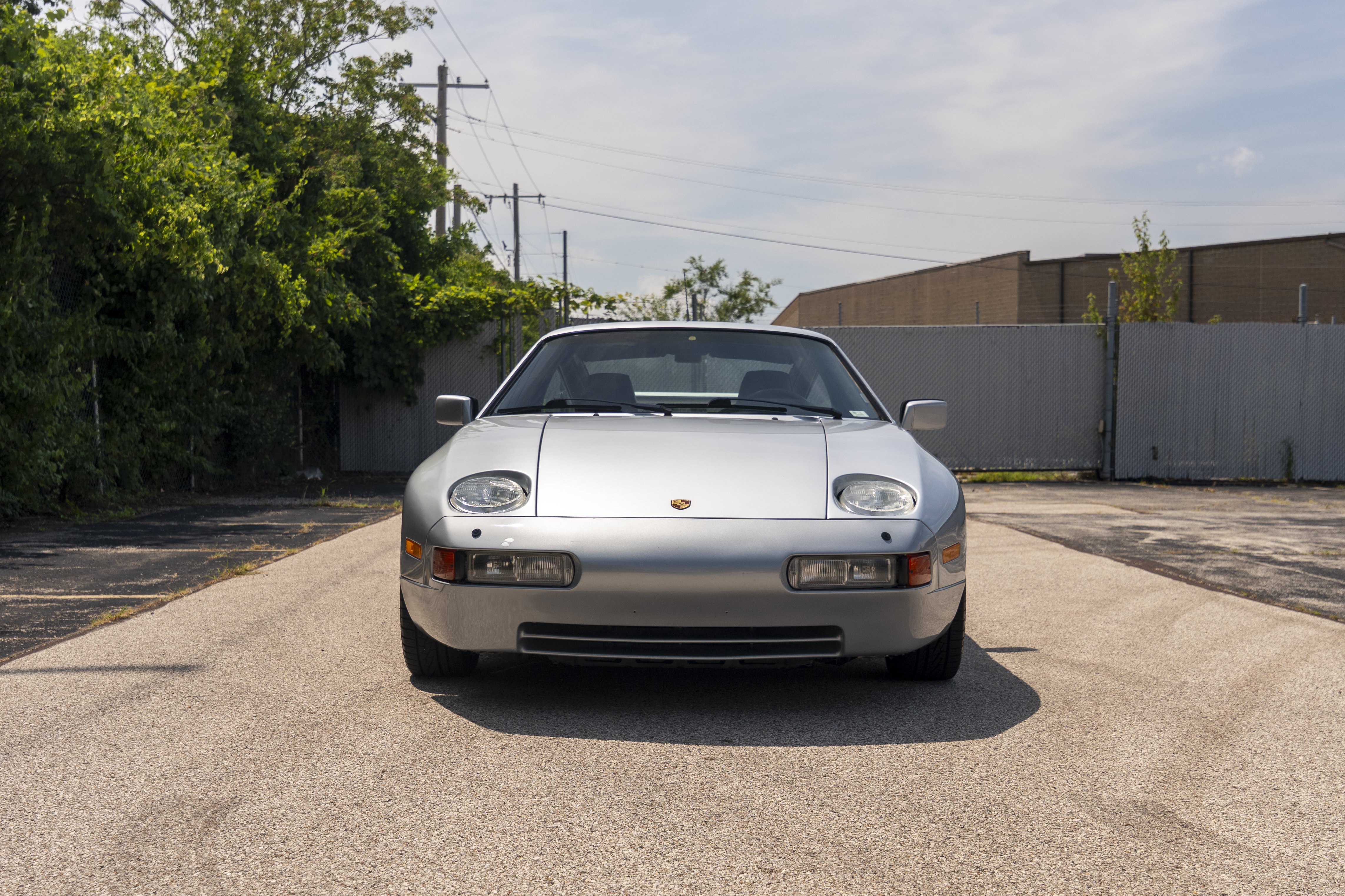 Used 1991 Porsche 928 S4 RWD image 2