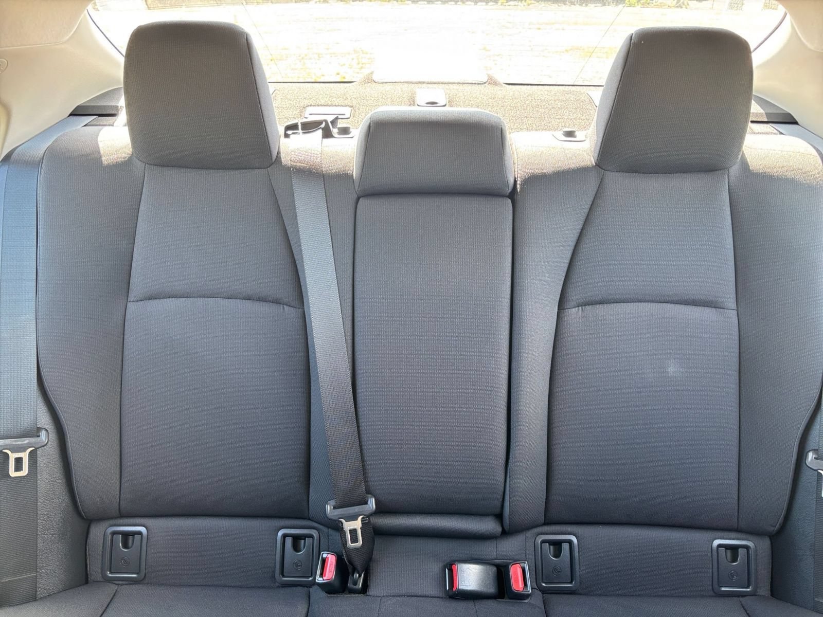 Used 2025 Toyota Corolla LE FWD image 33