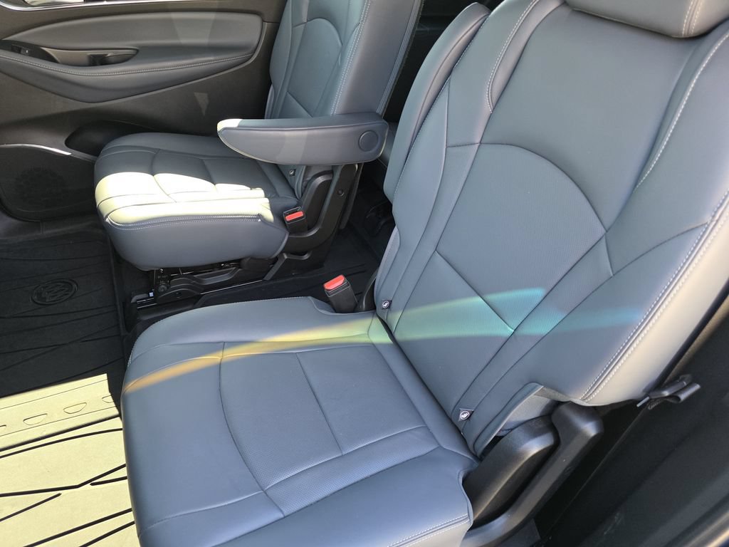 Used 2022 Buick Enclave Premium w/ Surround and Sites Package AWD/4WD image 20