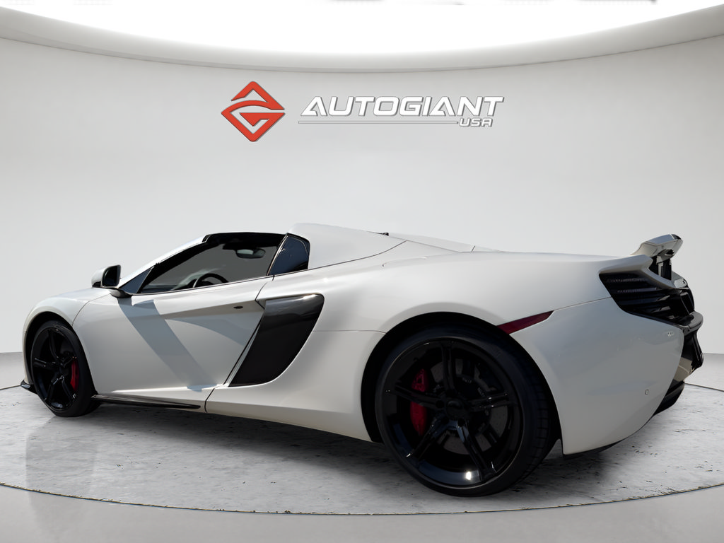Used 2015 McLaren 650S Spider RWD image 4
