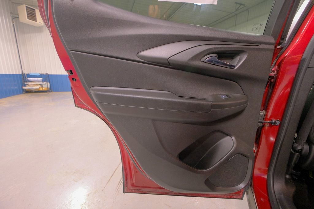 Used 2025 Chevrolet TrailBlazer LT image 27