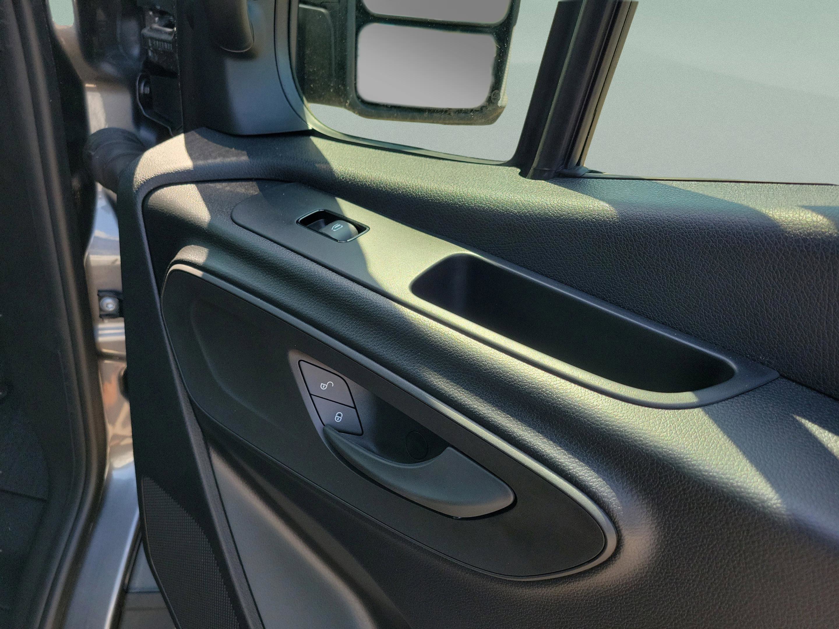 New 2025 Mercedes-Benz Sprinter 2500 image 16