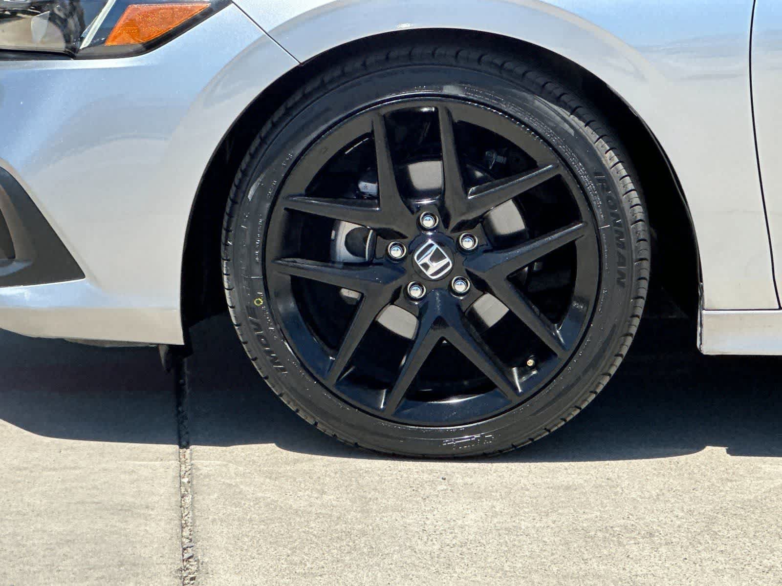 Used 2023 Honda Civic Sport image 26
