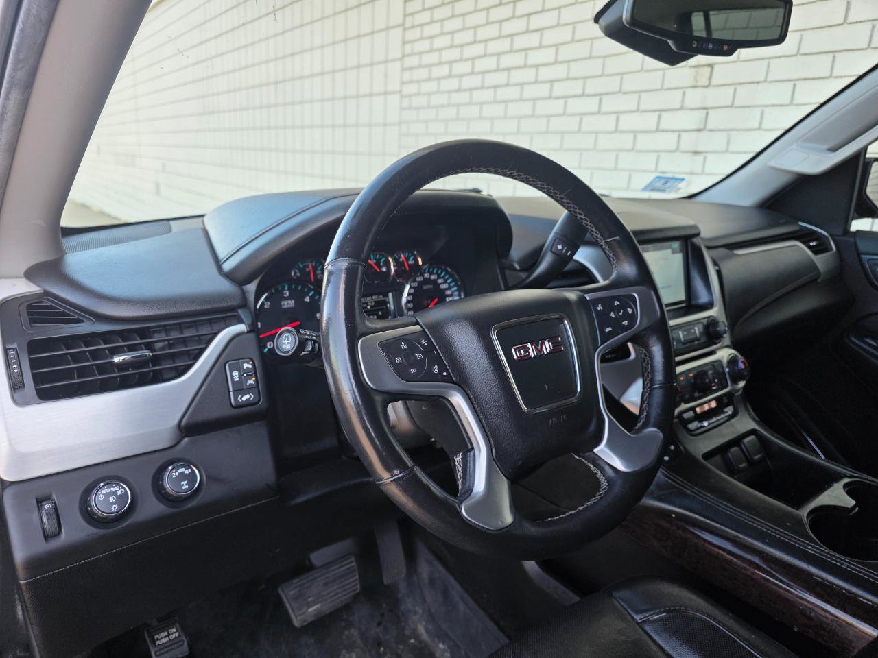 Used 2018 GMC Yukon XL SLT AWD/4WD image 10