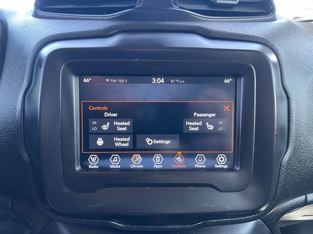 Used 2019 Jeep Renegade Latitude w/ Cold Weather Group AWD/4WD image 17