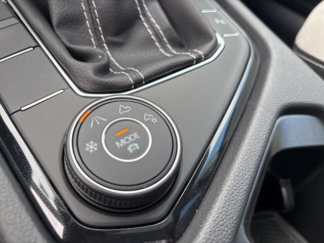 New 2026 Volkswagen Taos SE AWD/4WD image 27