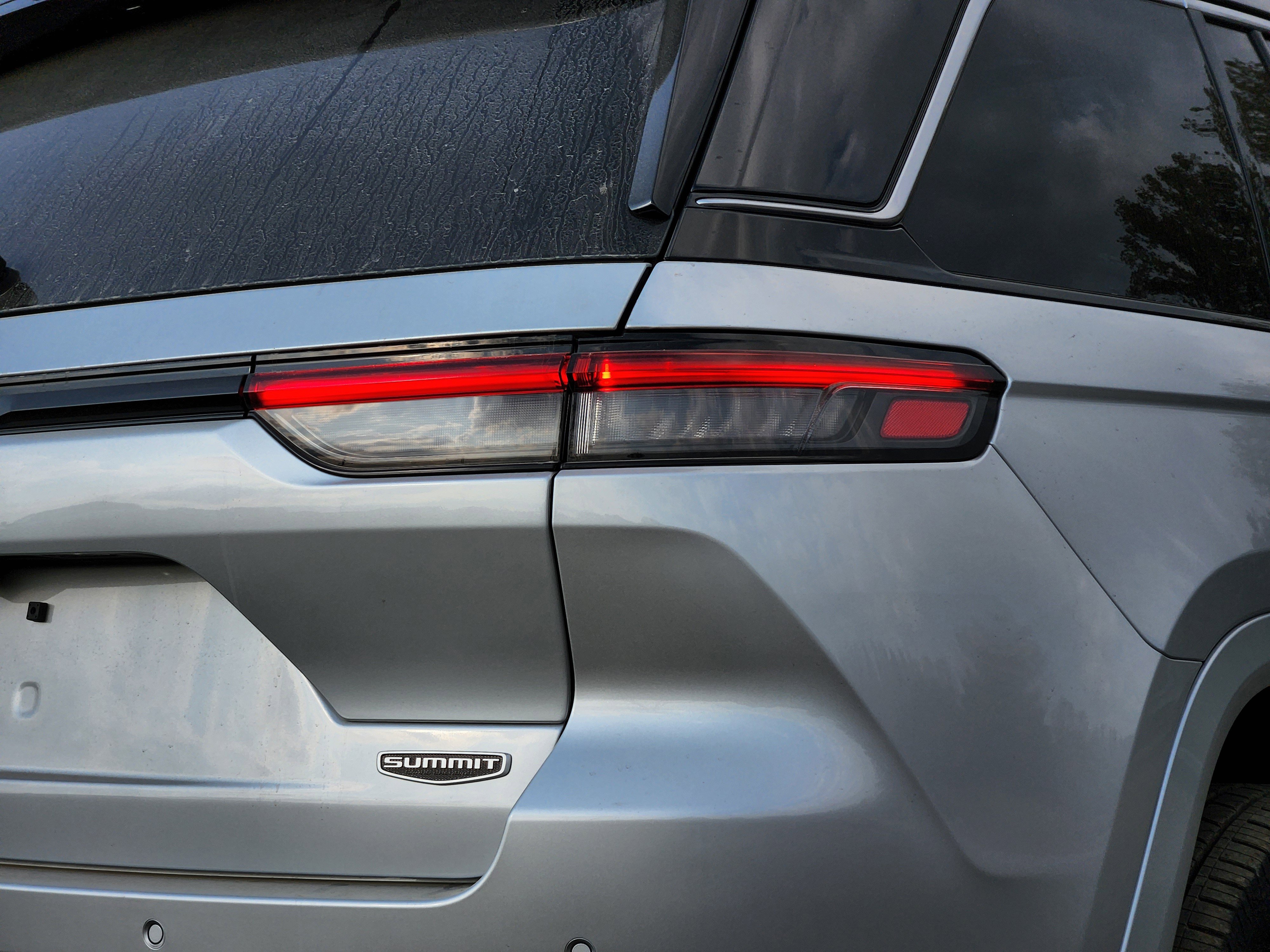 New 2025 Jeep Grand Cherokee Summit AWD/4WD image 19