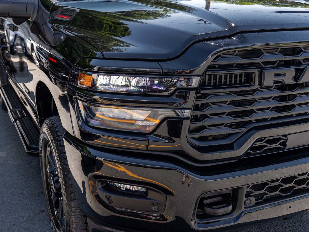 New 2026 RAM 2500 Big Horn AWD/4WD image 36