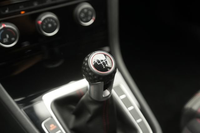 Used 2021 Volkswagen GTI S image 29