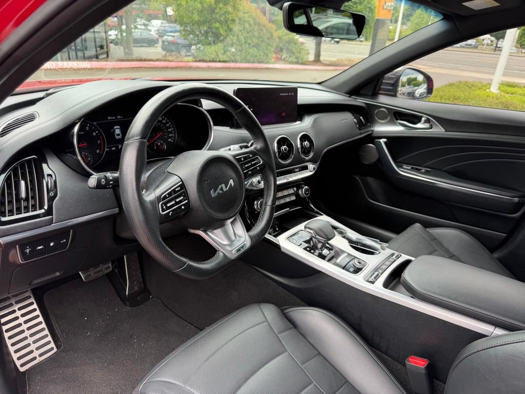 Used 2023 Kia Stinger GT2 AWD/4WD image 16