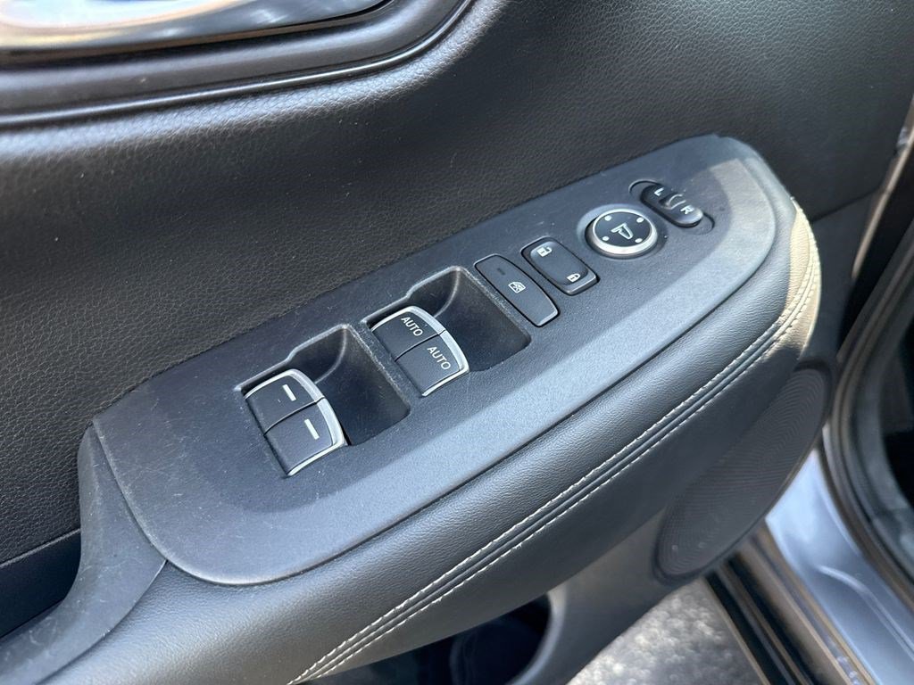 Certified 2024 Honda HR-V EX-L image 18