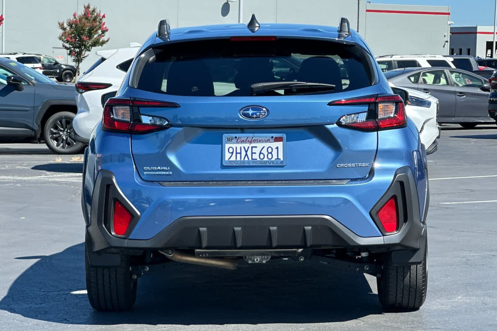 Used 2024 Subaru Crosstrek 2.0i Premium AWD/4WD image 8