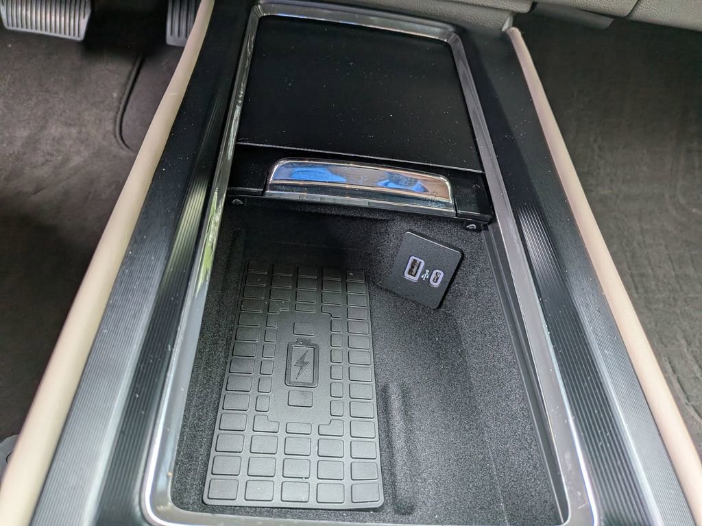 Used 2024 Lincoln Corsair Reserve w/ Equipment Group 201A image 33