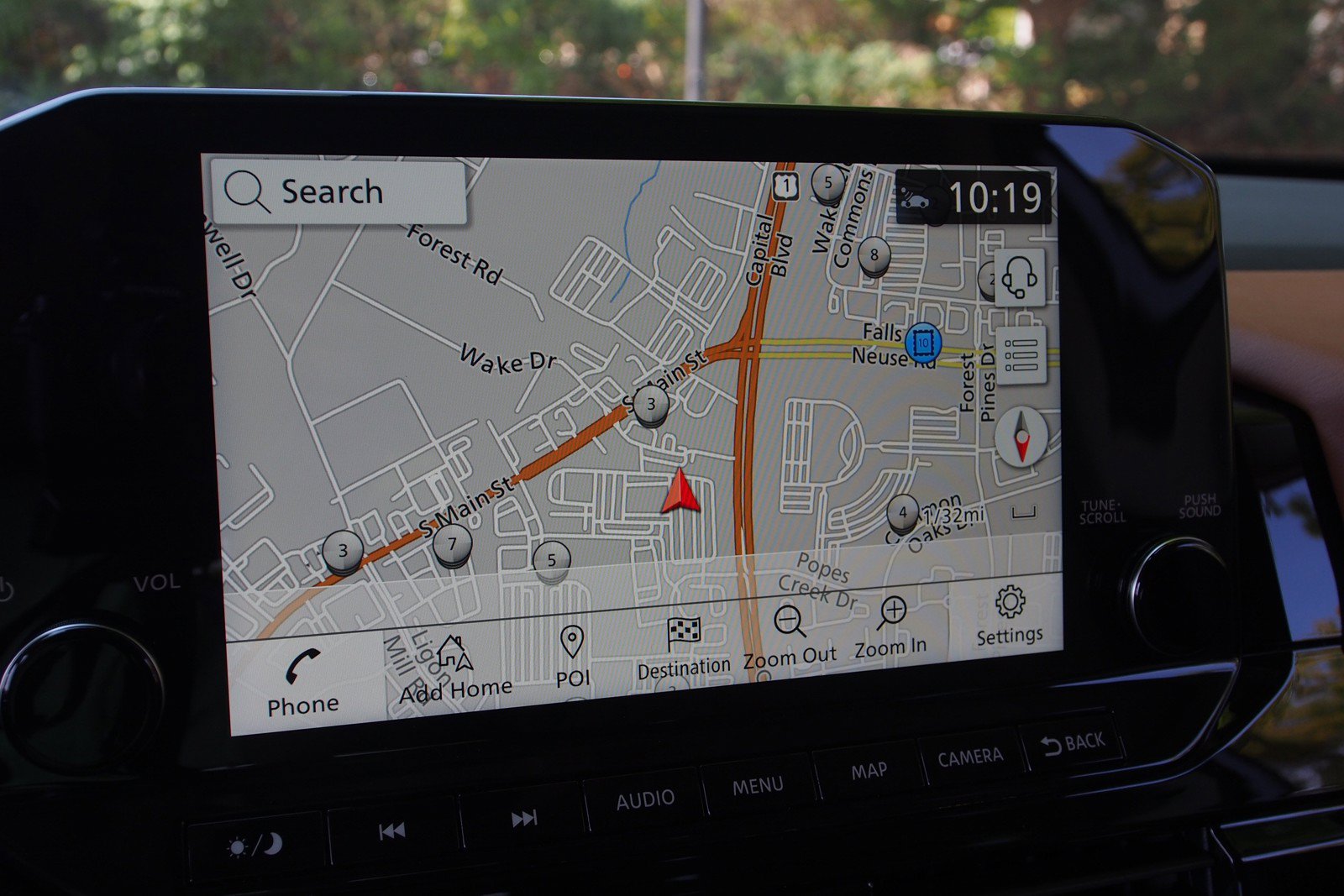 Used 2024 Nissan Pathfinder Platinum w/ Cargo Package FWD image 33