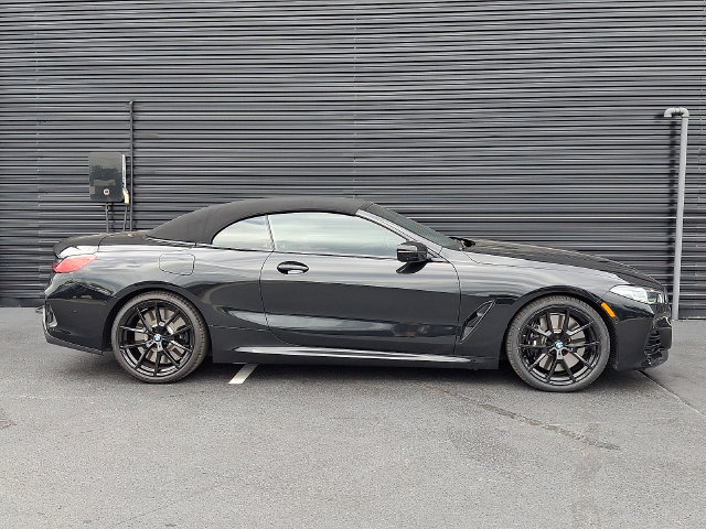 Used 2024 BMW M850i xDrive Convertible AWD/4WD image 37