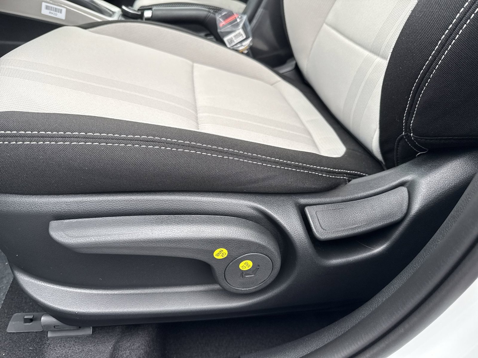 New 2026 Hyundai Venue SEL FWD image 13