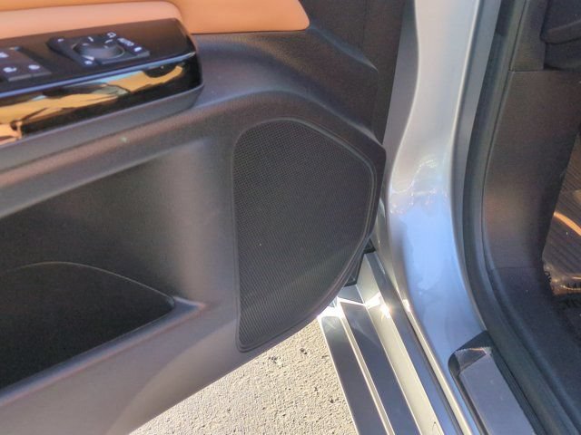 Used 2023 Lexus ES 350 w/ Premium Package FWD image 16