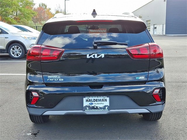 Used 2022 Kia Niro LX image 6