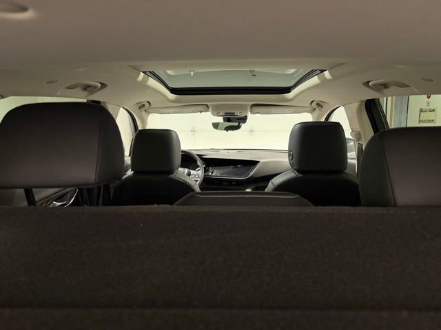 Used 2023 Buick Envision Avenir AWD/4WD image 10